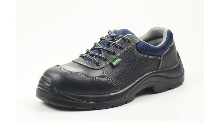 百華勞保|防靜電安全鞋究竟該怎么選？千萬別大意！