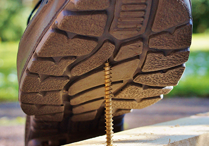 山東百華鞋業-防穿刺勞保鞋